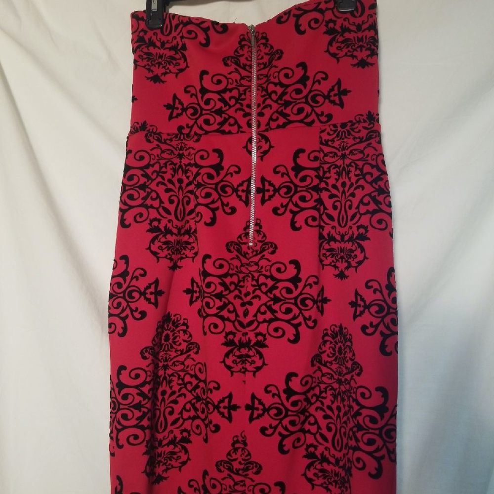 Dress - Picture 2 of 2